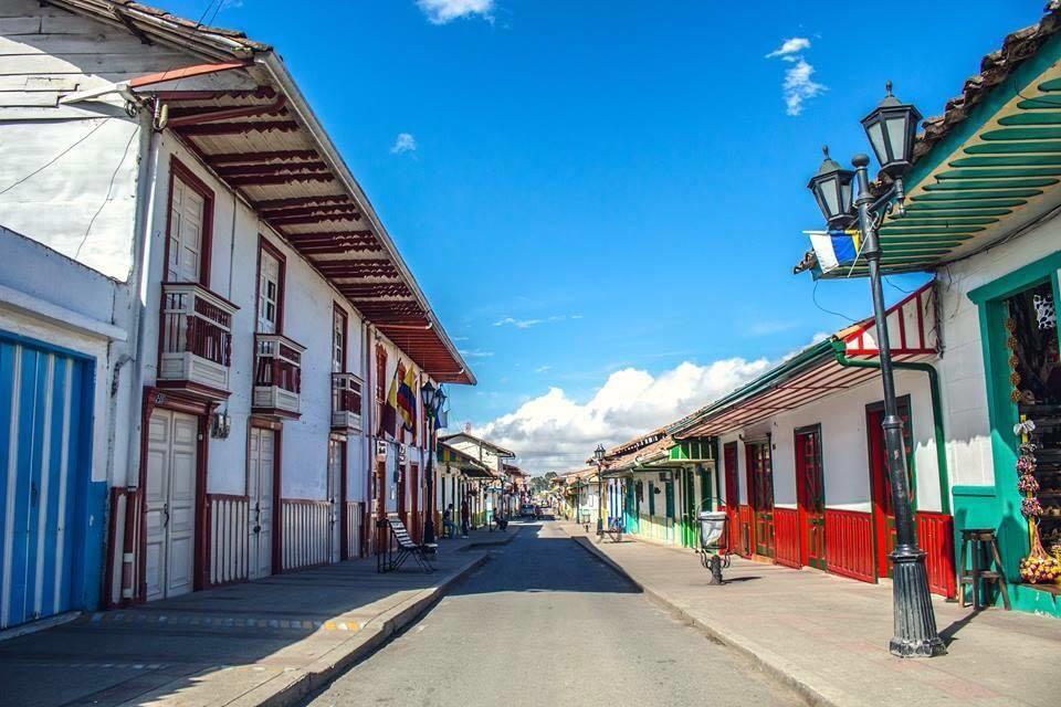 Vivienda Turistica El Rancho Hotel Circasia Eksteriør billede